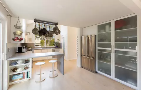 Kitchen - 418 Seaview Rd, Montecito, CA 93108 photo 2 of 2