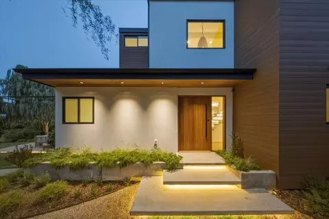 Exterior - 3211 Padaro Ln, Carpinteria, CA 93013 photo 3 of 11