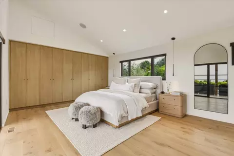 Bedroom - 3211 Padaro Ln, Carpinteria, CA 93013 photo 1 of 7