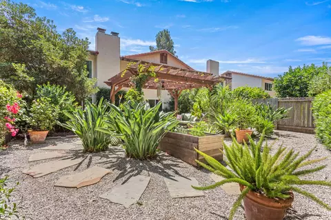630 Calle De Los Amigos, Santa Barbara, CA 93105