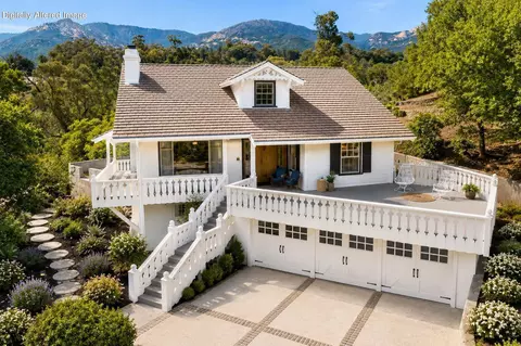 1060 Tremonto Rd, Santa Barbara, CA 93103