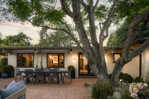 Exterior - 135 Pomar Ln, Montecito, CA 93108 photo 4 of 8