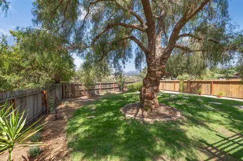 Exterior - 259 Prospect St, Oak View, CA 93022 photo 4 of 7