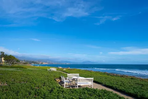 View/Area - 45 Seaview Dr, Montecito, CA 93108 photo 2 of 5