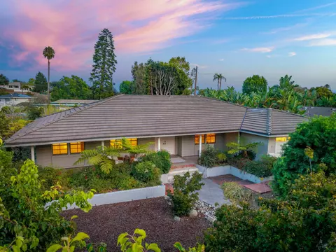 1 Willowglen Pl, Santa Barbara, CA 93105