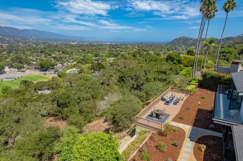 1106 Crestline Dr, Santa Barbara, CA 93105