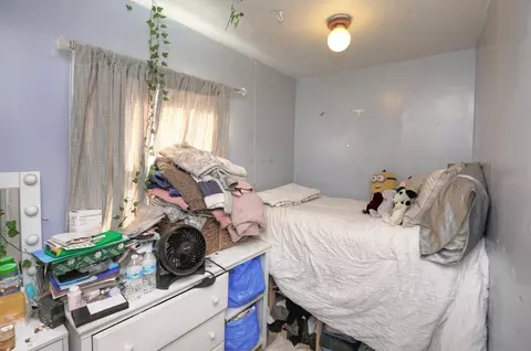Bedroom - 4869 Carpinteria Ave, Carpinteria, CA 93013 photo 5 of 7