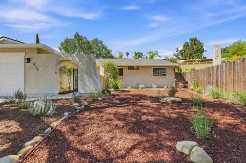 575 E Thomas St, Oak View, CA 93022
