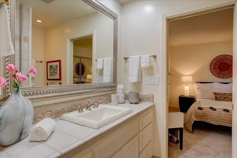 Bath - 3375 Foothill Rd #1112, Carpinteria, CA 93013 photo 2 of 3