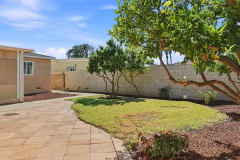 Exterior - 823 W Roderick Ave, Oxnard, CA 93030 photo 6 of 8
