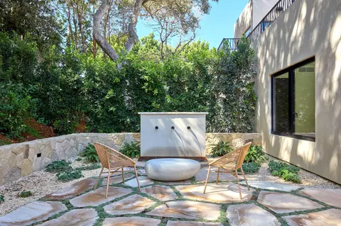 Exterior - 285 Olive Mill Rd, Montecito, CA 93108 photo 6 of 10