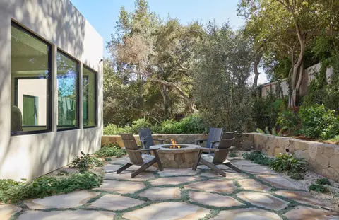 Exterior - 285 Olive Mill Rd, Montecito, CA 93108 photo 5 of 10