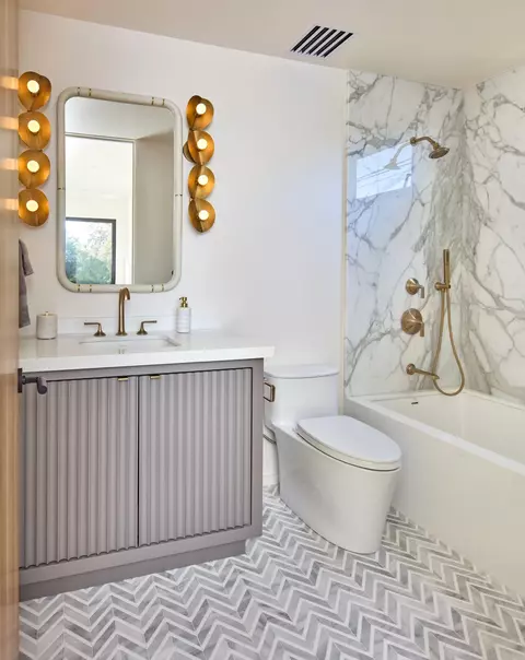Bath - 285 Olive Mill Rd, Montecito, CA 93108 photo 3 of 6