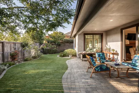 Exterior - 7 Baker Ln, Goleta, CA 93117 photo 7 of 13