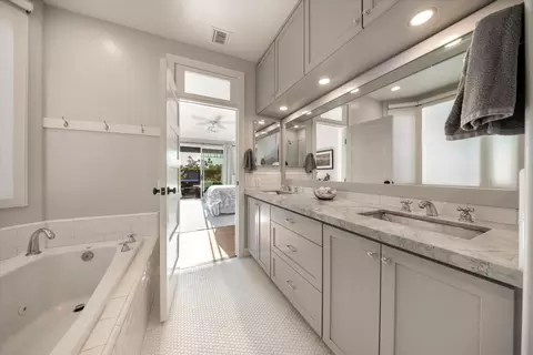 Bath - 7 Baker Ln, Goleta, CA 93117 photo 1 of 4