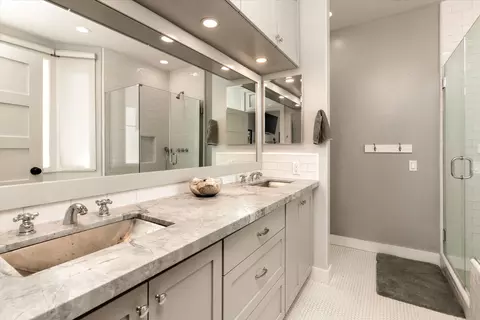 Bath - 7 Baker Ln, Goleta, CA 93117 photo 2 of 4
