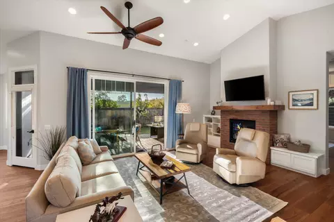 Living - 7 Baker Ln, Goleta, CA 93117 photo 1 of 1