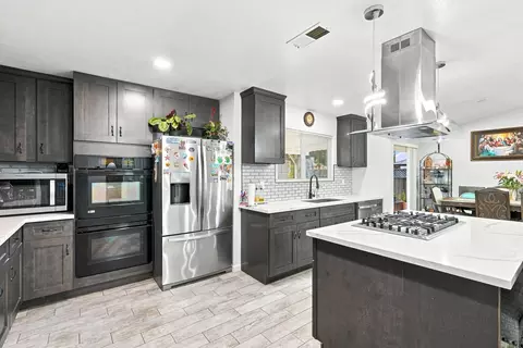 Kitchen - 1512 E Pine Ave, Lompoc, CA 93436 photo 2 of 5