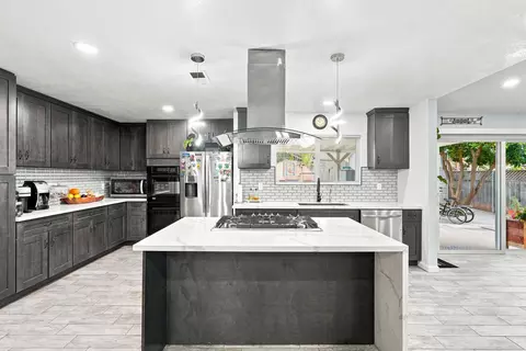 Kitchen - 1512 E Pine Ave, Lompoc, CA 93436 photo 3 of 5