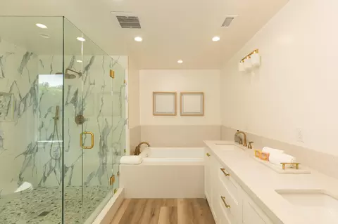 Bath - 652 Tabor Ln, Montecito, CA 93108 photo 1 of 2