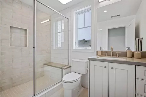 Bath - 3260 Polo Way, Carpinteria, CA 93013 photo 6 of 7