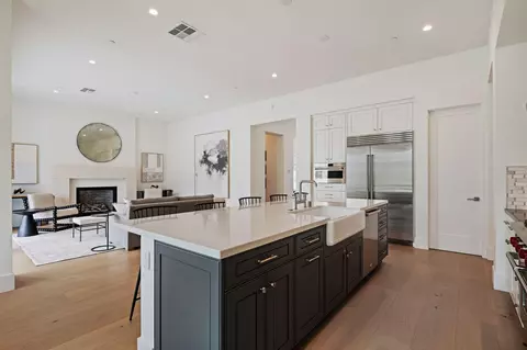 Kitchen - 3270 Polo Way, Carpinteria, CA 93013 photo 3 of 4