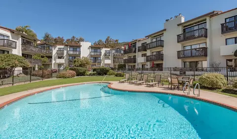 Exterior - 3375 Foothill Rd UNIT 1132, Carpinteria, CA 93013 photo 2 of 3