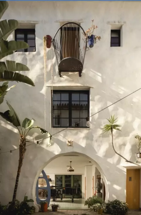 225 E Cota St #3, Santa Barbara, CA 93101