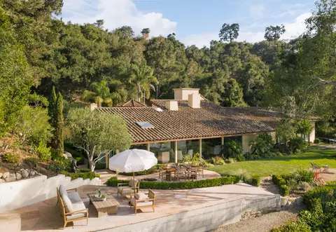 4585 Vieja Dr, Santa Barbara, CA 93110 photo 3