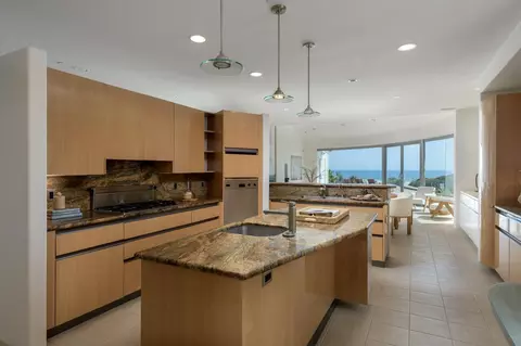 Kitchen - 3523 Padaro Ln, Carpinteria, CA 93013 photo 2 of 2