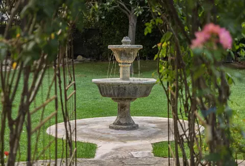 Exterior - 275 Butterfly Ln, Montecito, CA 93108 photo 8 of 9