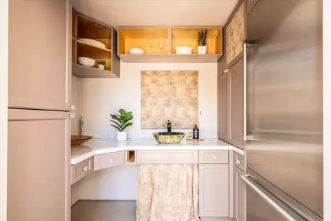 Kitchen - 1910 Tularosa Rd, Lompoc, CA 93436 photo 6 of 6