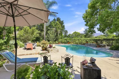 Exterior - 921 Shokat Dr, Ojai, CA 93023 photo 2 of 6