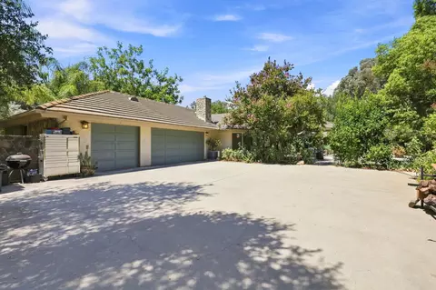 Exterior - 921 Shokat Dr, Ojai, CA 93023 photo 6 of 6