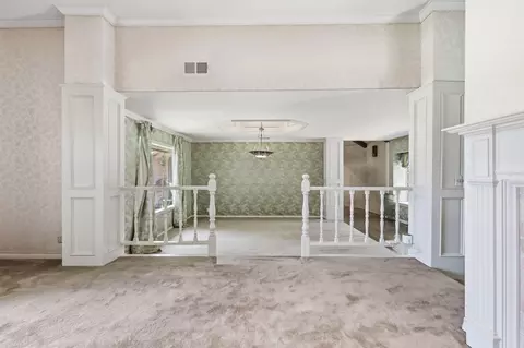 Living - 921 Shokat Dr, Ojai, CA 93023 photo 2 of 5