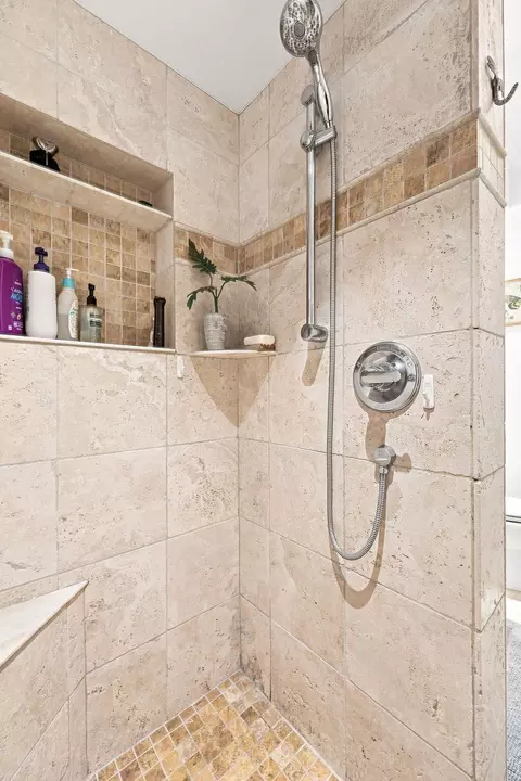 Bath - 569 Tico Rd, Ojai, CA 93023 photo 6 of 8