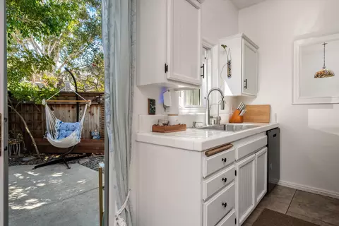 Kitchen - 221 Mathilda Dr, Goleta, CA 93117 photo 2 of 2