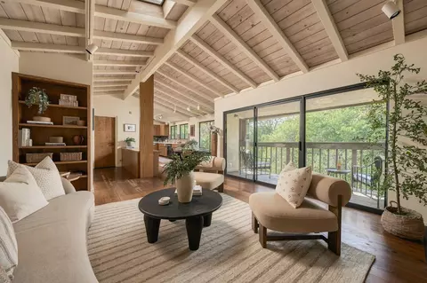 Living - 910 Chelham Way, Montecito, CA 93108 photo 2 of 4