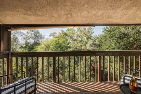 Exterior - 910 Chelham Way, Montecito, CA 93108 photo 2 of 10
