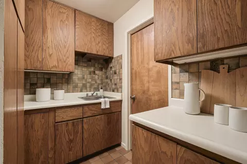 Kitchen - 910 Chelham Way, Montecito, CA 93108 photo 3 of 3