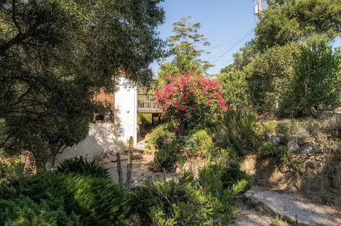 Exterior - 910 Chelham Way, Montecito, CA 93108 photo 8 of 10