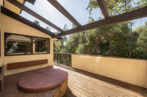 Exterior - 910 Chelham Way, Montecito, CA 93108 photo 6 of 10