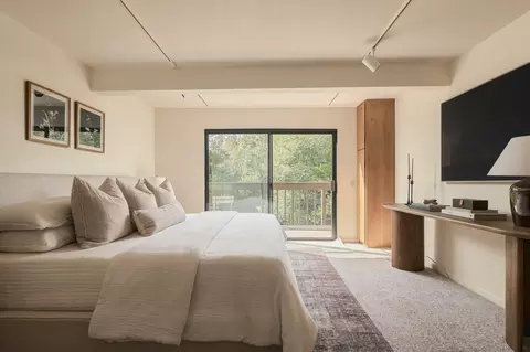 Bedroom - 910 Chelham Way, Montecito, CA 93108 photo 2 of 5