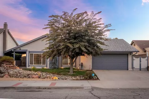 2717 Carlmont Pl, Simi Valley, CA 93065