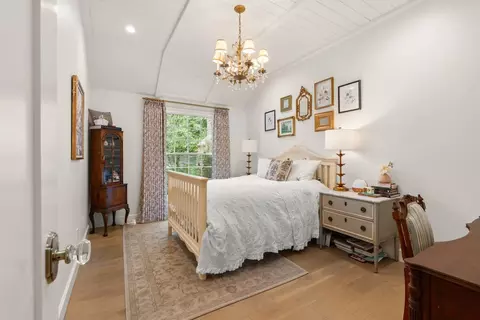Bedroom - 601 Foothill Rd, Ojai, CA 93023 photo 2 of 5