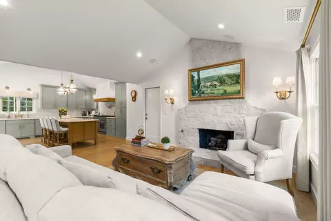 Living - 601 Foothill Rd, Ojai, CA 93023 photo 4 of 4