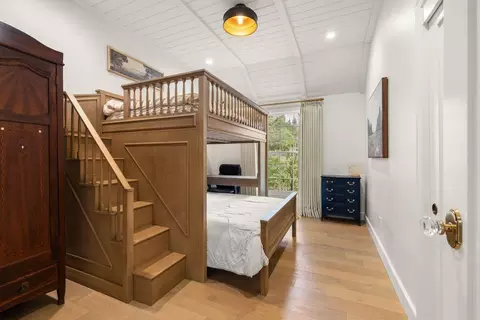 Bedroom - 601 Foothill Rd, Ojai, CA 93023 photo 1 of 5