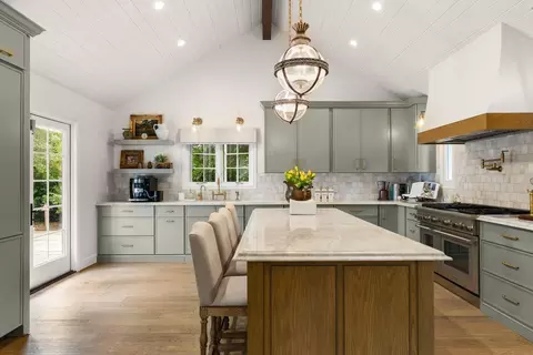 Kitchen - 601 Foothill Rd, Ojai, CA 93023 photo 1 of 9