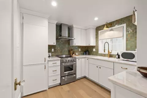 Kitchen - 601 Foothill Rd, Ojai, CA 93023 photo 9 of 9