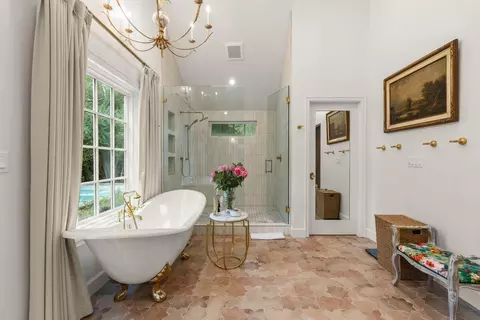 Bath - 601 Foothill Rd, Ojai, CA 93023 photo 5 of 10
